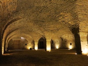 Savigny-lès-Beaune Cave Cistercienne d